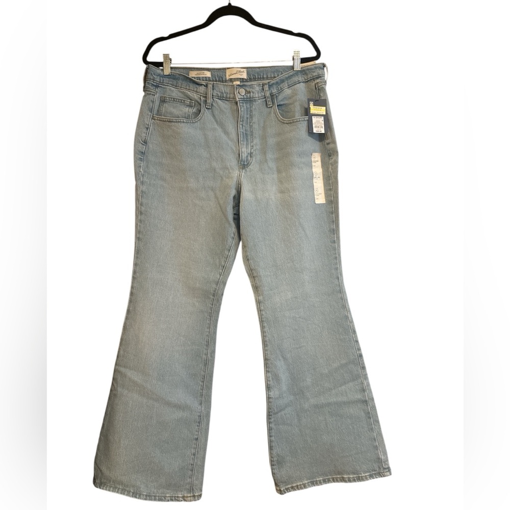 Universal Thread Light Blue Flare Jeans